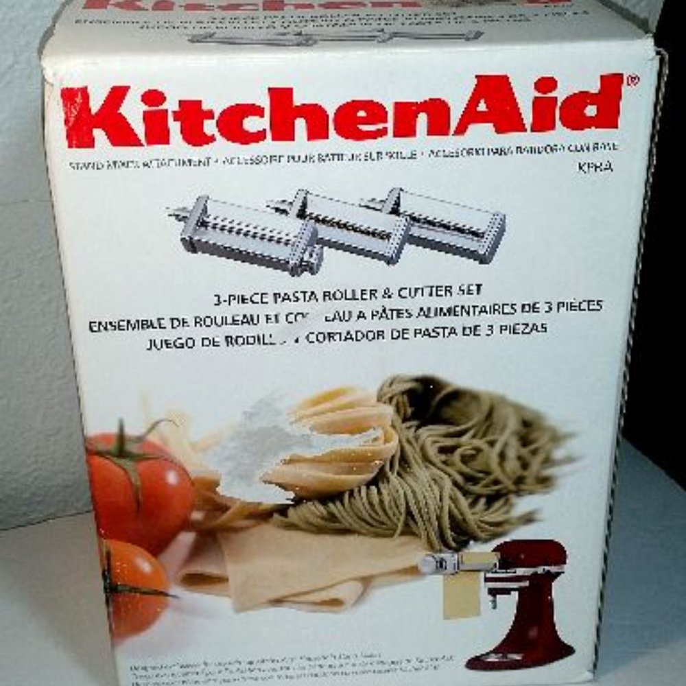 KITCHENAID Original 3-Piece Pasta Roller & Cutter Set w/Box (KPRA)